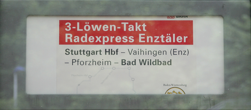 https://the-benne.de/Jahresrueckblick11/Zuglaufschild.jpg
